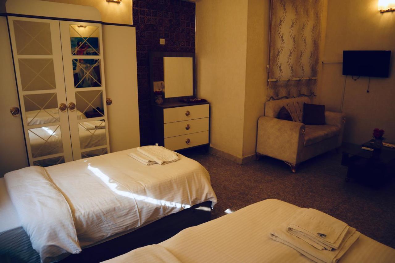 Italian House Hotel Baghdād Extérieur photo